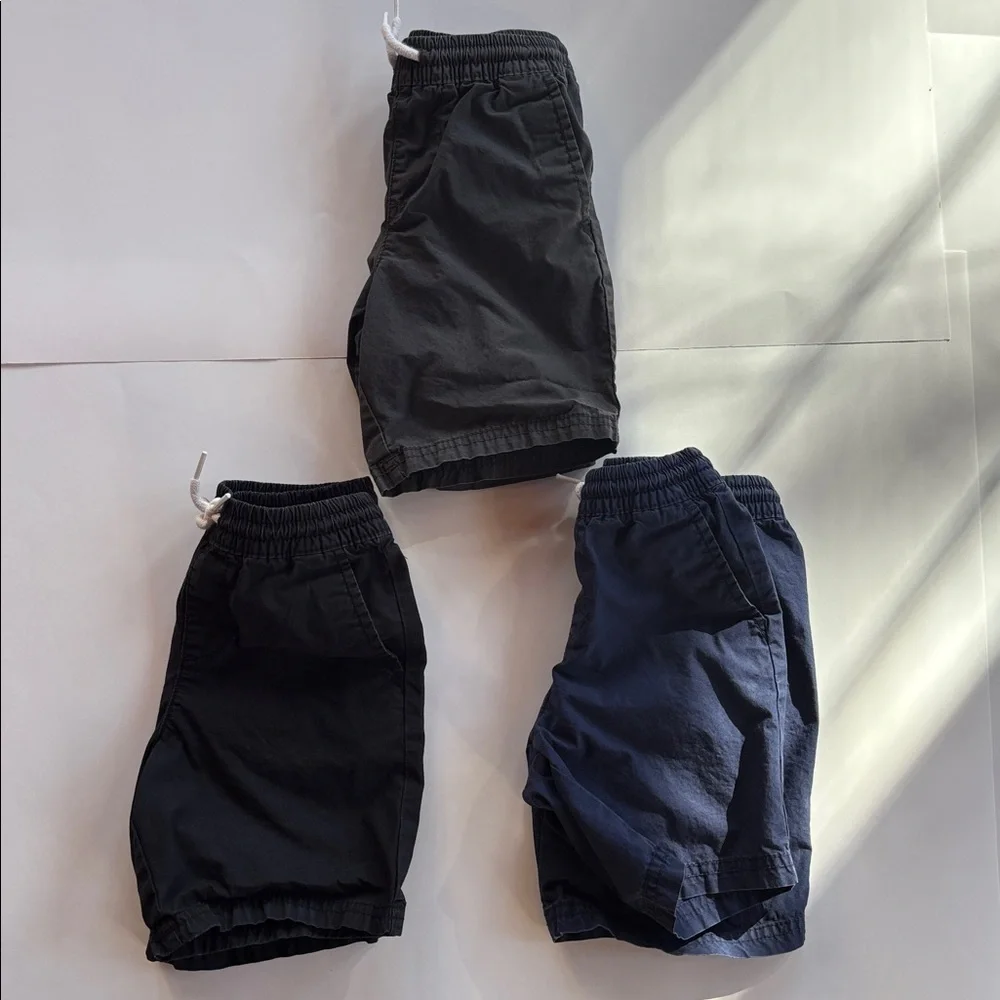 3 Boys Old Navy Shorts Black, Gray, and Navy Size 4T - Picture 3 of 3